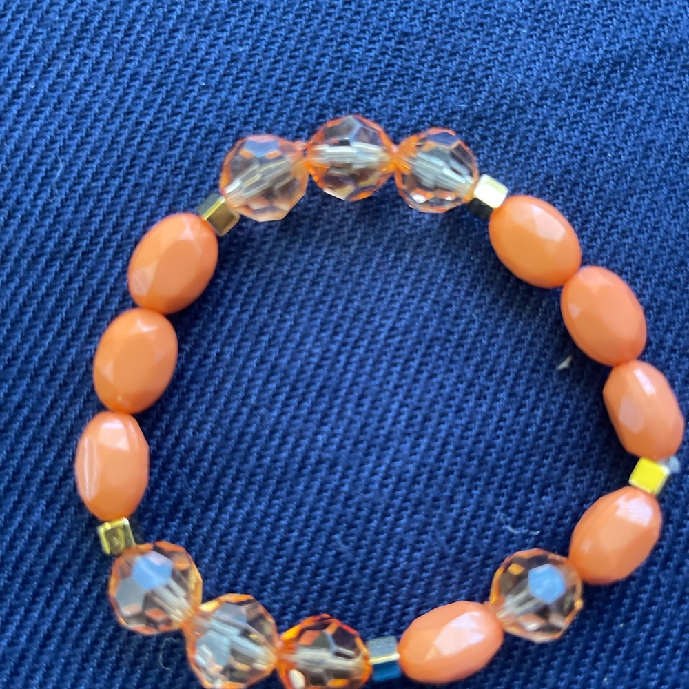 New Hand Made Elegant Orange Beaded stretchBracelet